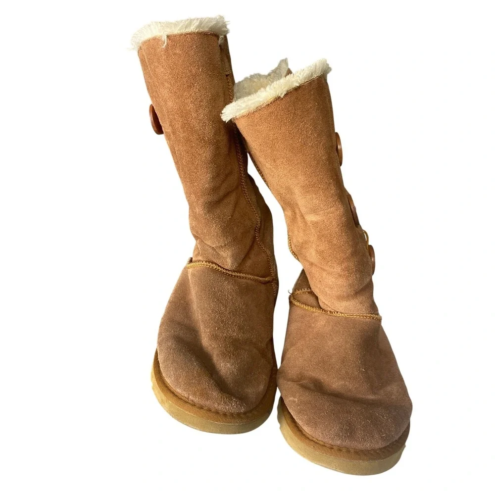 UGG Australia Classic Short Boots Womens Size 9 Brown Sheepskin Suede
